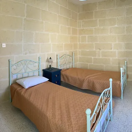 Vella - 2 Bedroom House Gozo Ta' Abram